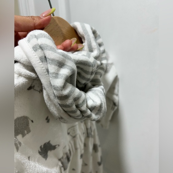 Cárter’s Cotton bathrobe Size 0-9 M - Picture 6 of 8